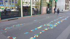 A legtöbb embernek valószínűleg sejtése sincs róla, mi ez a színes izé a járdán