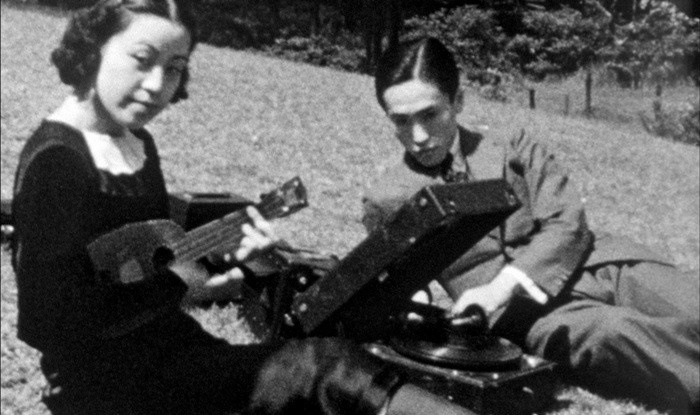 Szereti a Fortepant? Oké, akkor képzelje el ugyanezt rövid némafilmekkel, élő zongorakísérettel