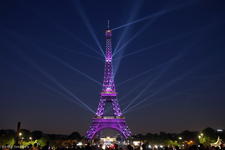 Index - Mindeközben - 130 éves az Eiffel-torony