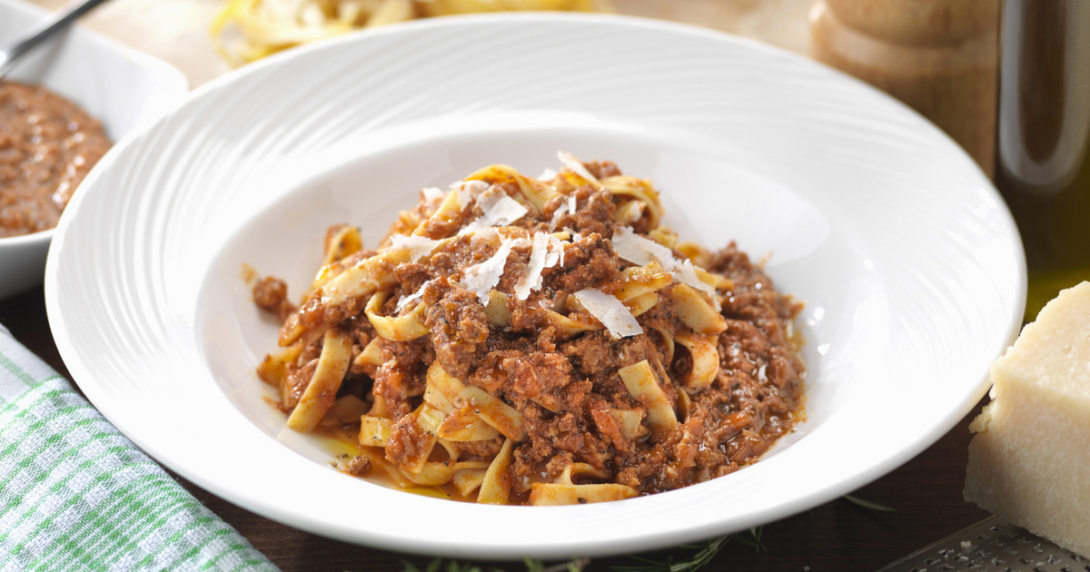 Autentikus Bolognai Ragu Olasz Recept Szerint Z Ldf Szerek Helyett