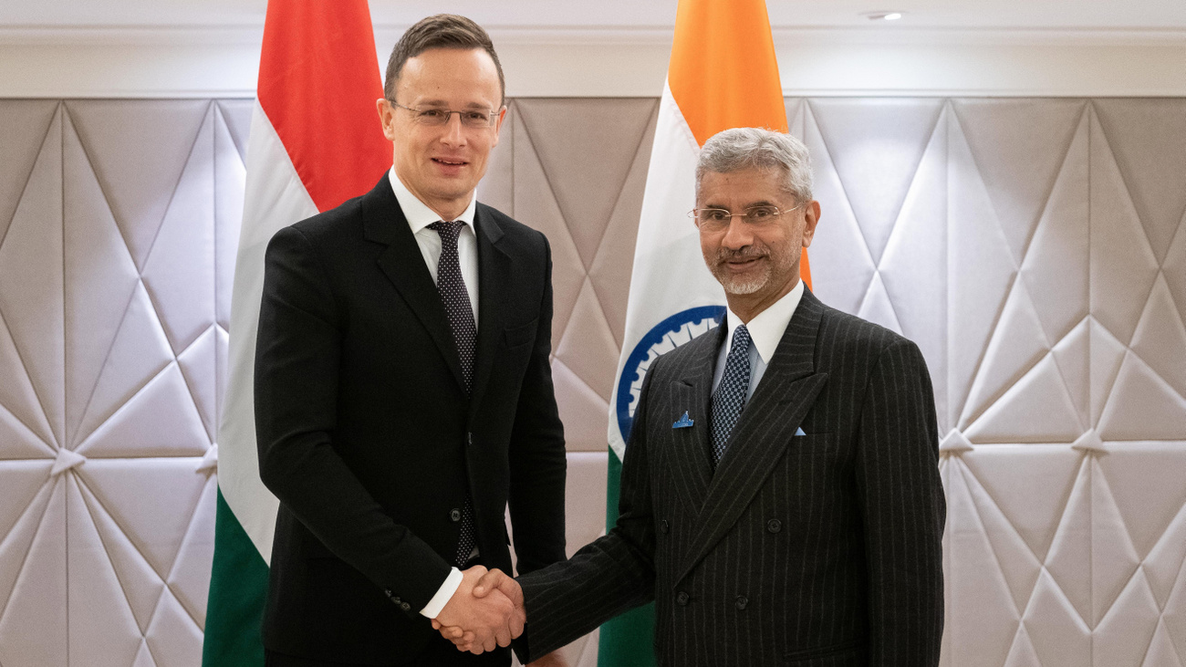 Szijjártó Péter az indiai külügyminiszterrel tárgyalt, fontos megállapodásokat kötöttek