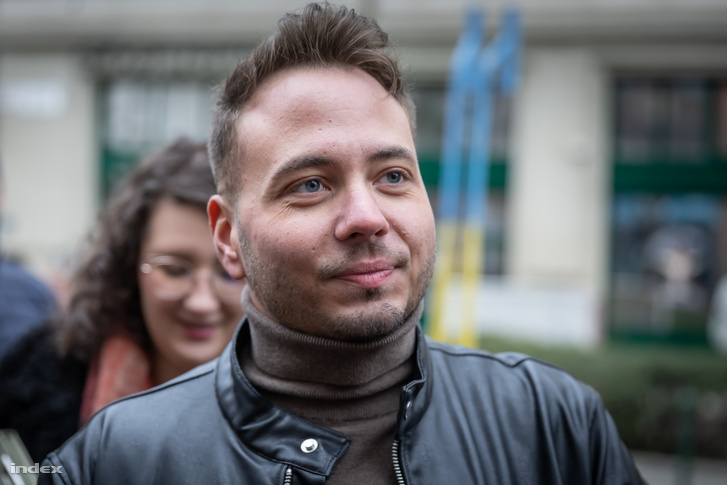 Zámbó Jimmy legkisebb fia keményen beszólt A Király sorozat készítőinek