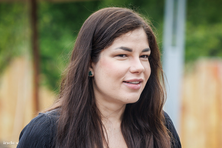 Gáspár Evelin kórházba került, belekeverhettek valamit az italába