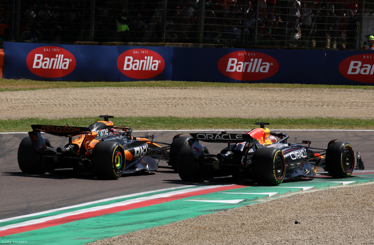 Verstappen zsenialitása győzelmet ért az őrült futamon, a McLarenek többször is pórul jártak