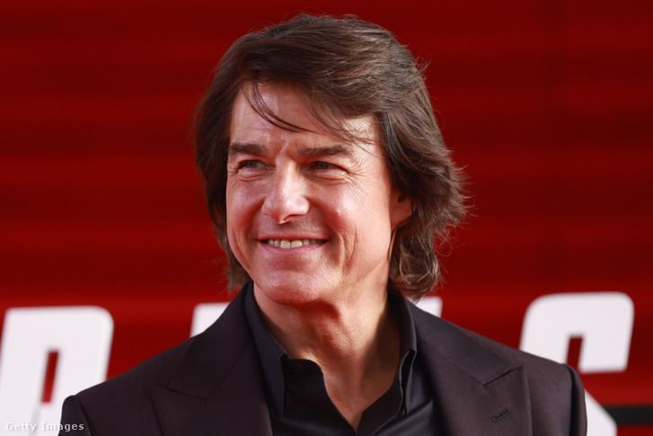 Ă“riásit megy a neten egy videĂł Tom Cruise bizarr evĂ©si szokásárĂłl, ezt a szĂnĂ©sz sem tudta szĂł nĂ©lkĂĽl hagyni