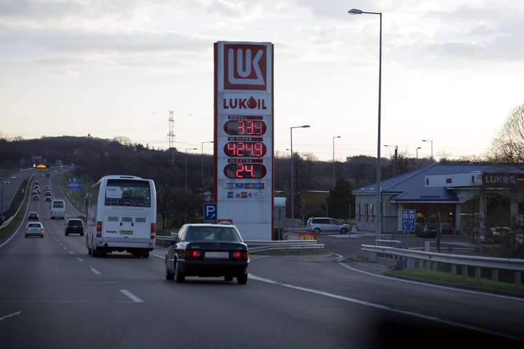 Index Gazdas g Magyarorsz gr l is kivonul a Lukoil