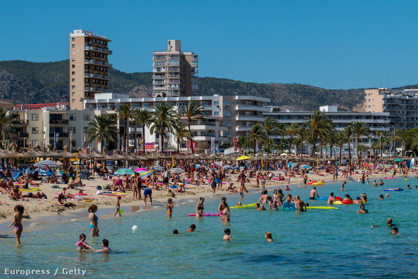 Magaluf strandja Mallorcán