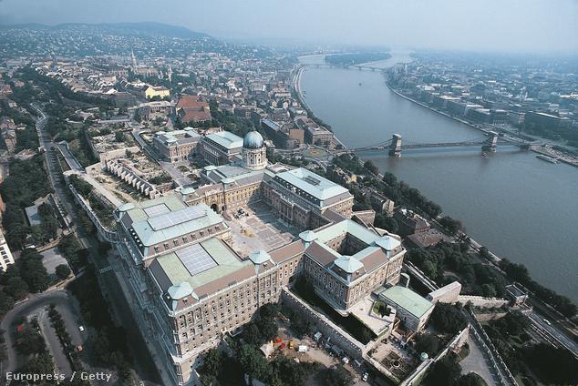 A budapesti városnézés a budapestieknek is kötelező program