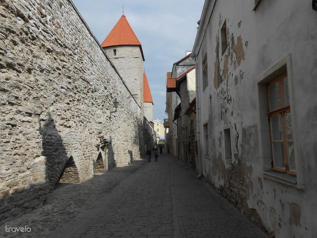Tallinn: a gyönyörű középkori városfal
