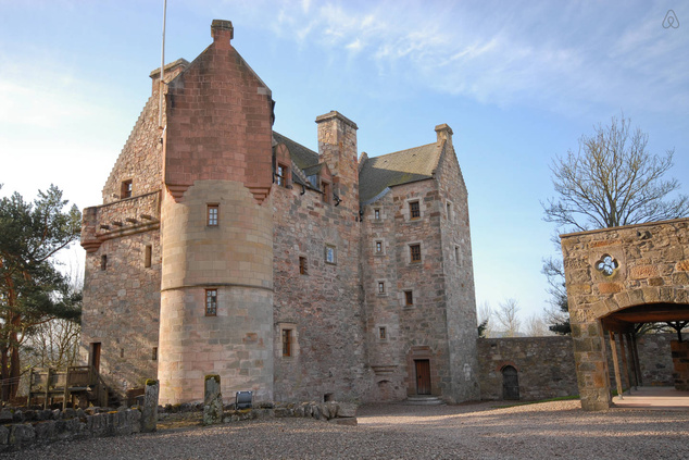 Dairsie Castle (historic Scotland)
