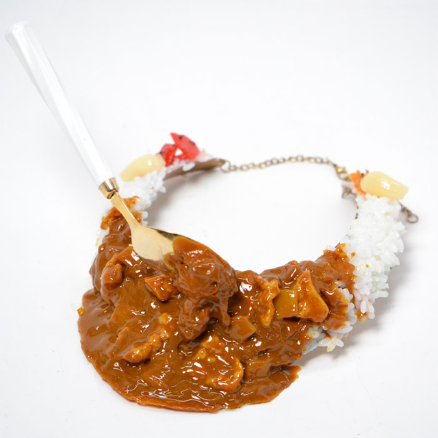 Az ii-fake.com egyik kreatív tervezője, Hatanaka egy egytál étel kollekcióval rukkolt elő.