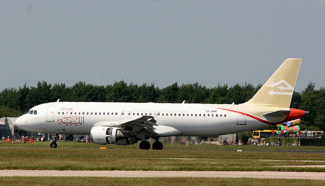 Libyan Arab Airlines A320 Fotó: Ian Gratton / Flickr