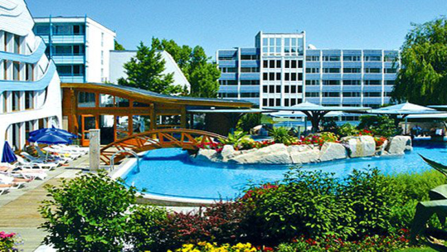 A hévízi NaturMed Hotel Carbona