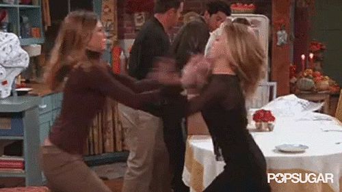When-Rachel-Proves-She-Knows-How-Cat-Fight.gif