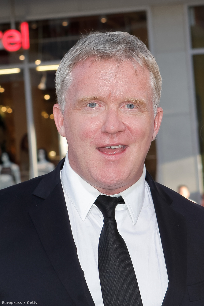 Anthony Michael Hall ma, 47 évesen