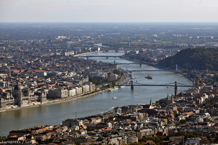 Budapest egy majdnem kétmilliós világváros – kicsit elvárja az ember, hogy a világon mindenhol tudjanak legalább a létezéséről