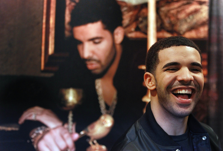 A Take Care című dal volt a következő állomás: Drake felkérte Rihannát, hogy énekeljen a dalában