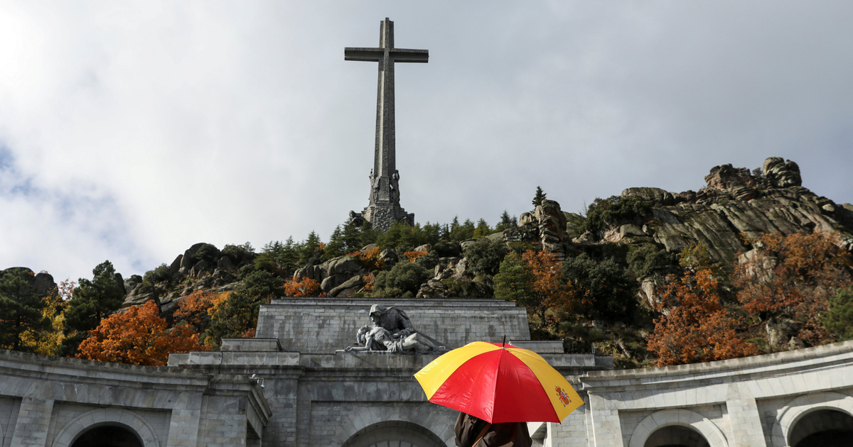 A spanyol kormány ultimátumot adott Franco családjának a volt diáktor újratemetéséről