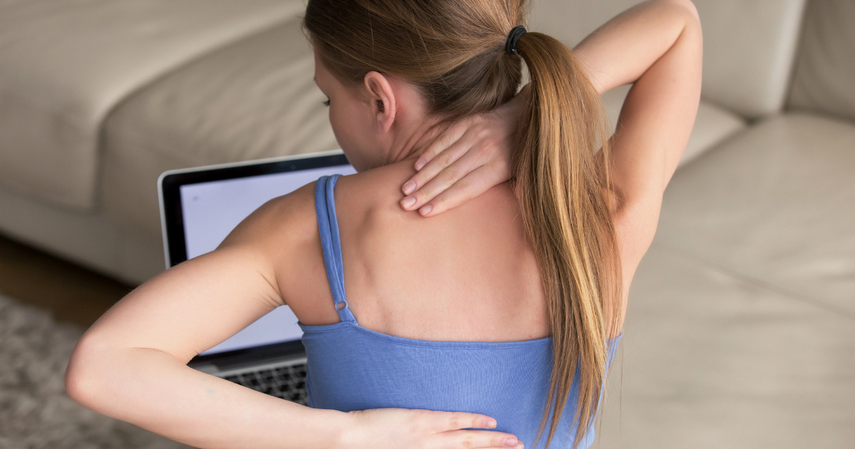 Mi okozhat hátfájást a légzés közben?