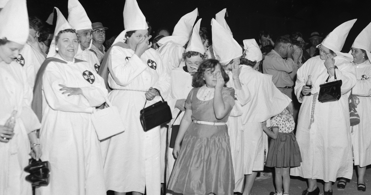 Több százezren léptek be a Ku-Klux-Klan női szervezetébe: egyesek még a férjüktől is elváltak, hogy csatlakozzanak