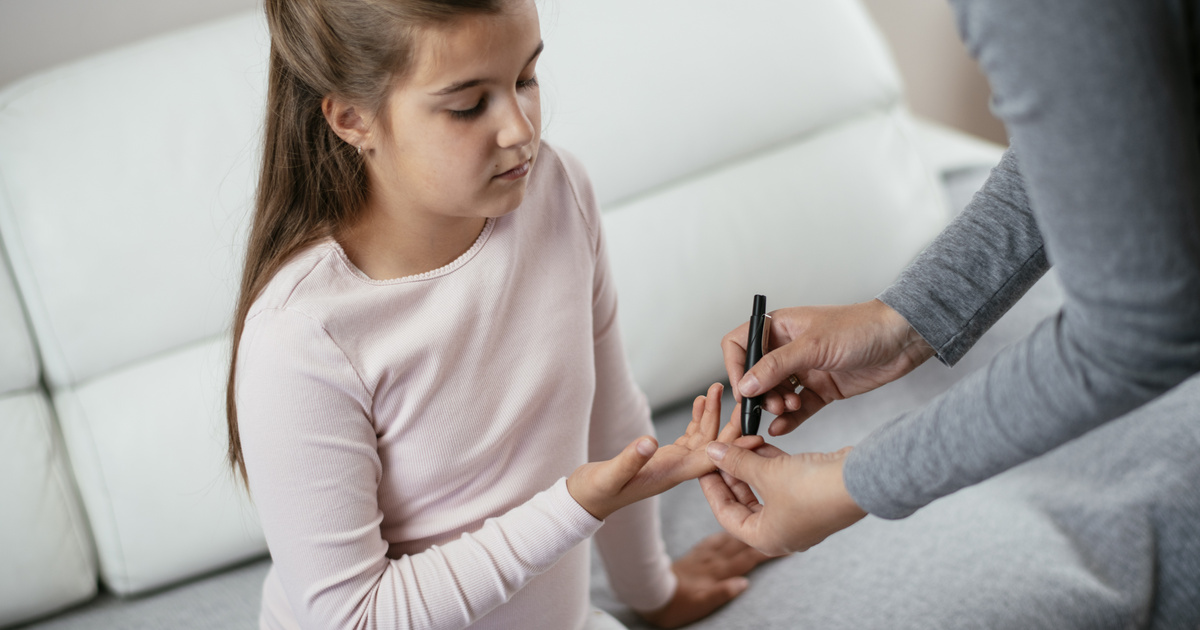 Kevés szülő ismeri a gyermekkori diabétesz jeleit