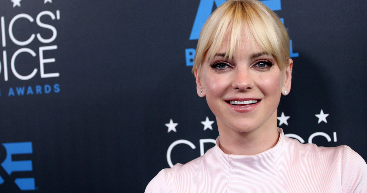 Índice – FOMO – ¿A dónde fue Anna Faris?