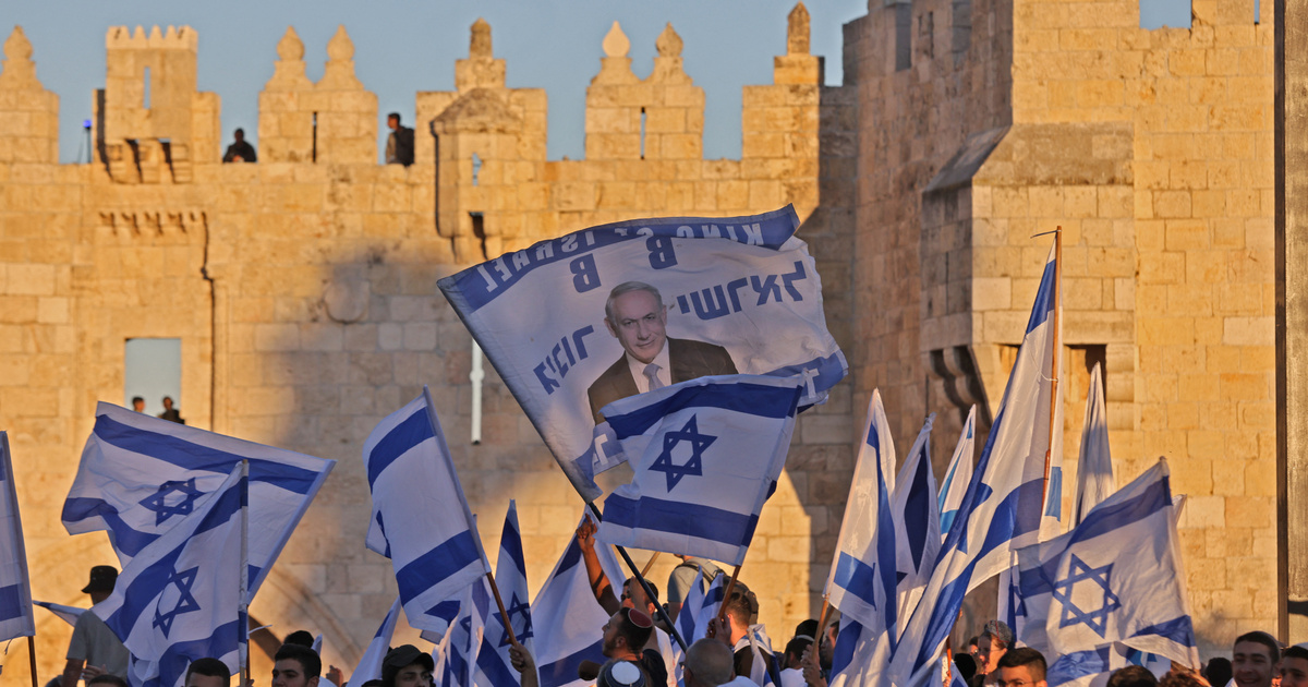 Egy Netanjahu elleni mozgalmat figyelhettek meg Izraelben a kémszoftverrel