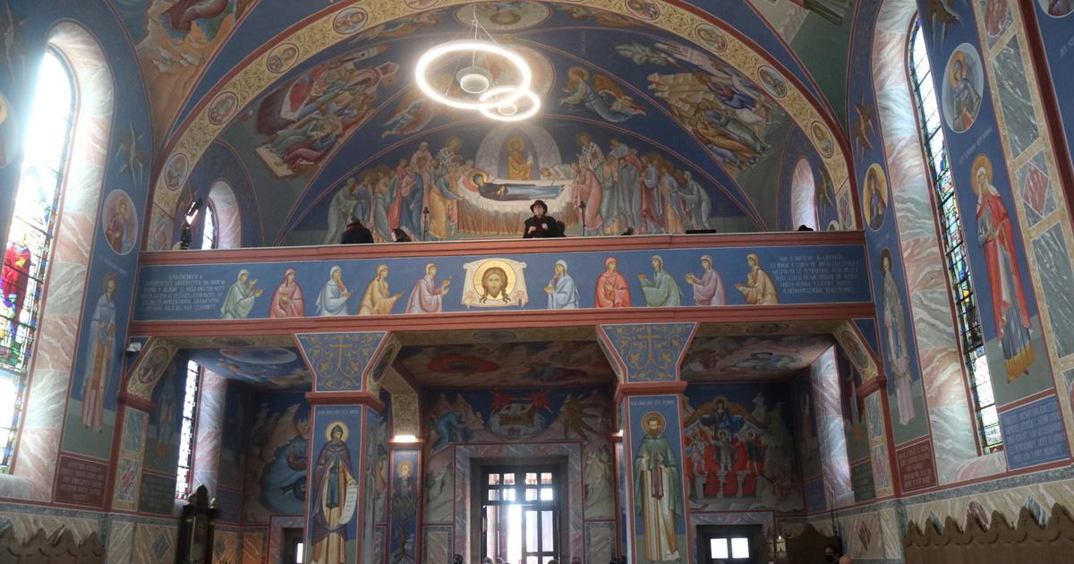 Ευρετήριο – Εθνικό – Ελληνο-Καθολικά ζευγάρια ξεκινούν την εκστρατεία για την Ημέρα του Αγίου Βαλεντίνου