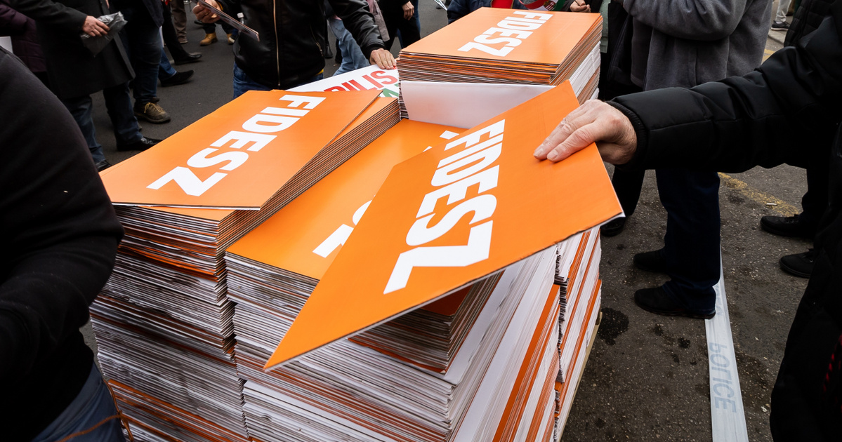 Fidesz: Ez a demokrácia paródiája