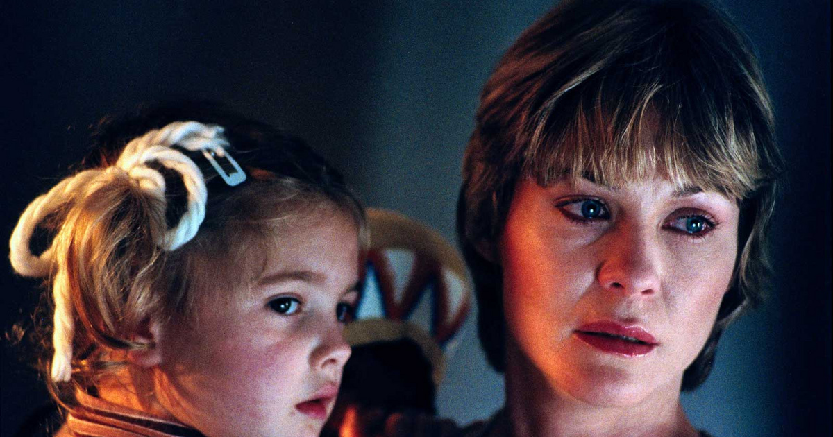 Az E. T., a földönkívüliben ő volt a csinos anyuka: A 73 éves Dee Wallace fantasztikusan néz ki