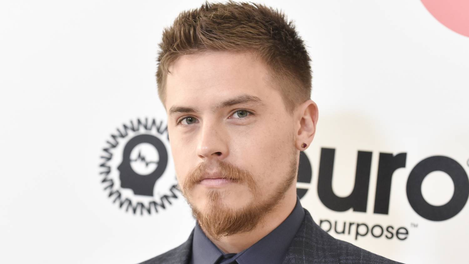 Palvin Barbara pasija, Dylan Sprouse durván kipattintotta magát