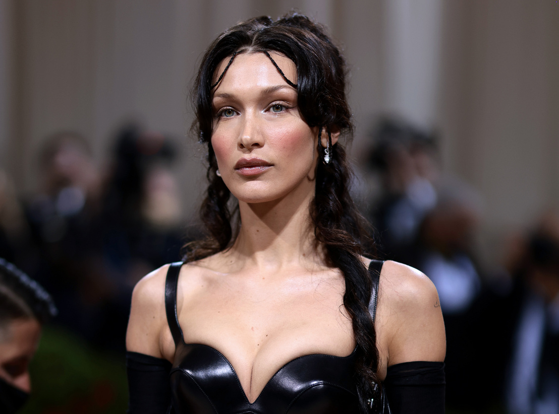 Bella Hadid melltartó nélkül ment a MET-gála afterpartira