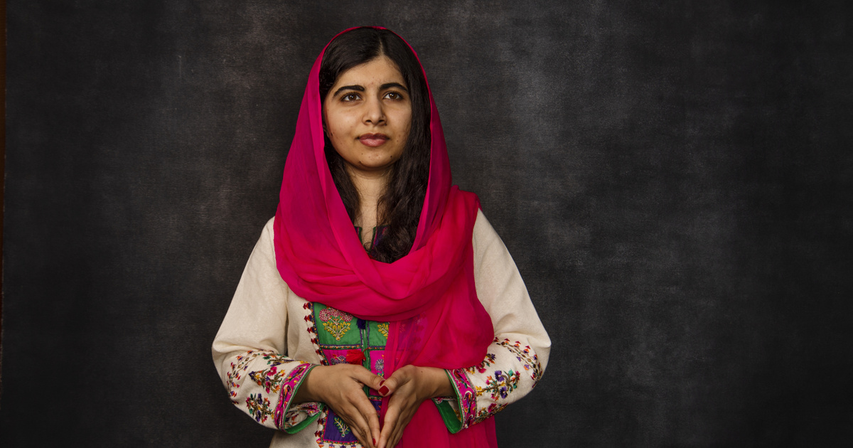 15 évesen fejbe lőtték, ma ő a legfiatalabb Nobel-díjas a világon: Malala Júszafzai története