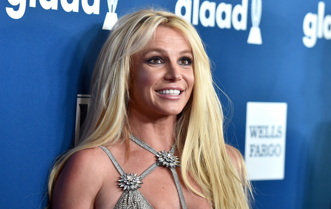 Britney Spears megint anyaszült meztelen képeket posztolt