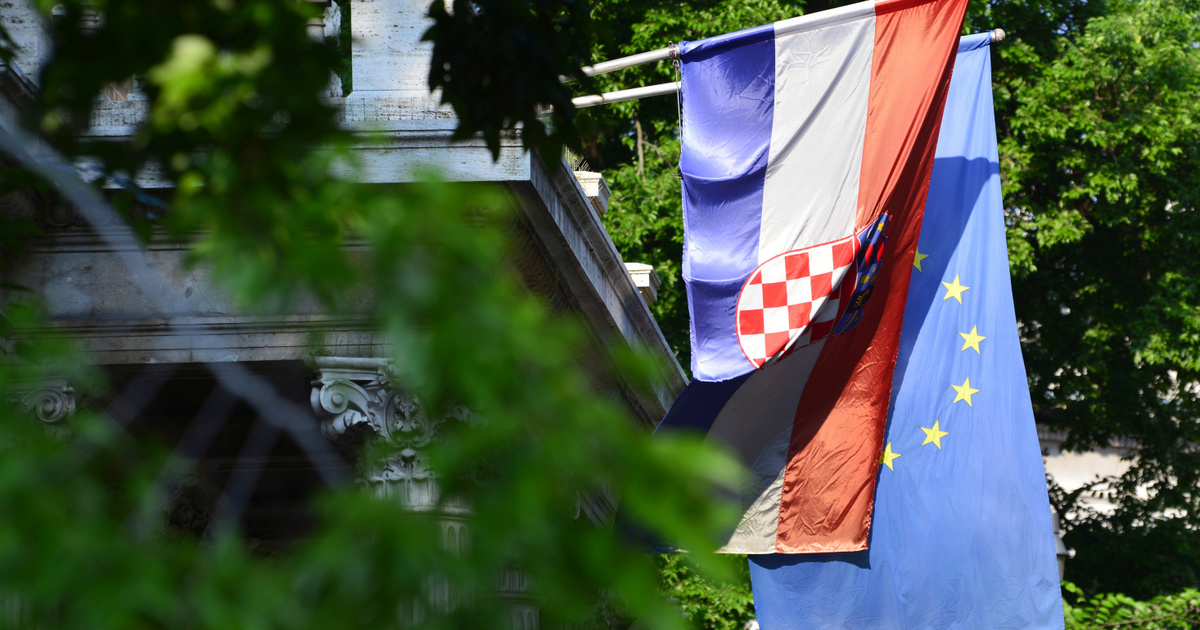 2023-tól az euró a hivatalos fizetőeszköz Horvátországban