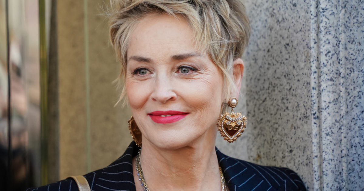 Sharon Stone showed off a bombshell look in a black mini: Such a hot 64-year-old star – Worldstar
