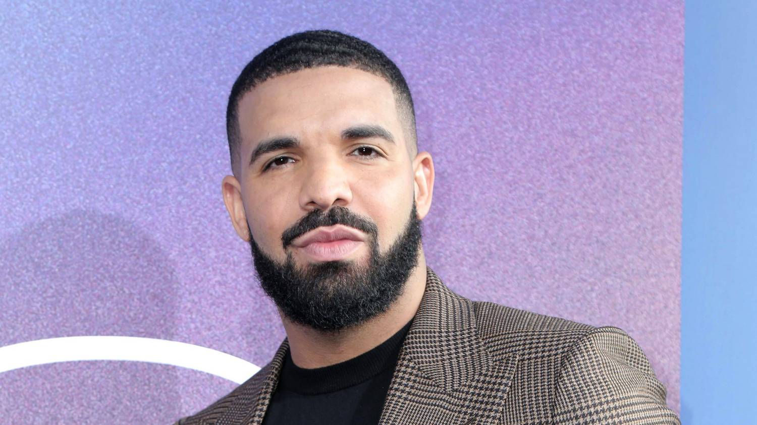 Drake kiadta vadonatúj albumát