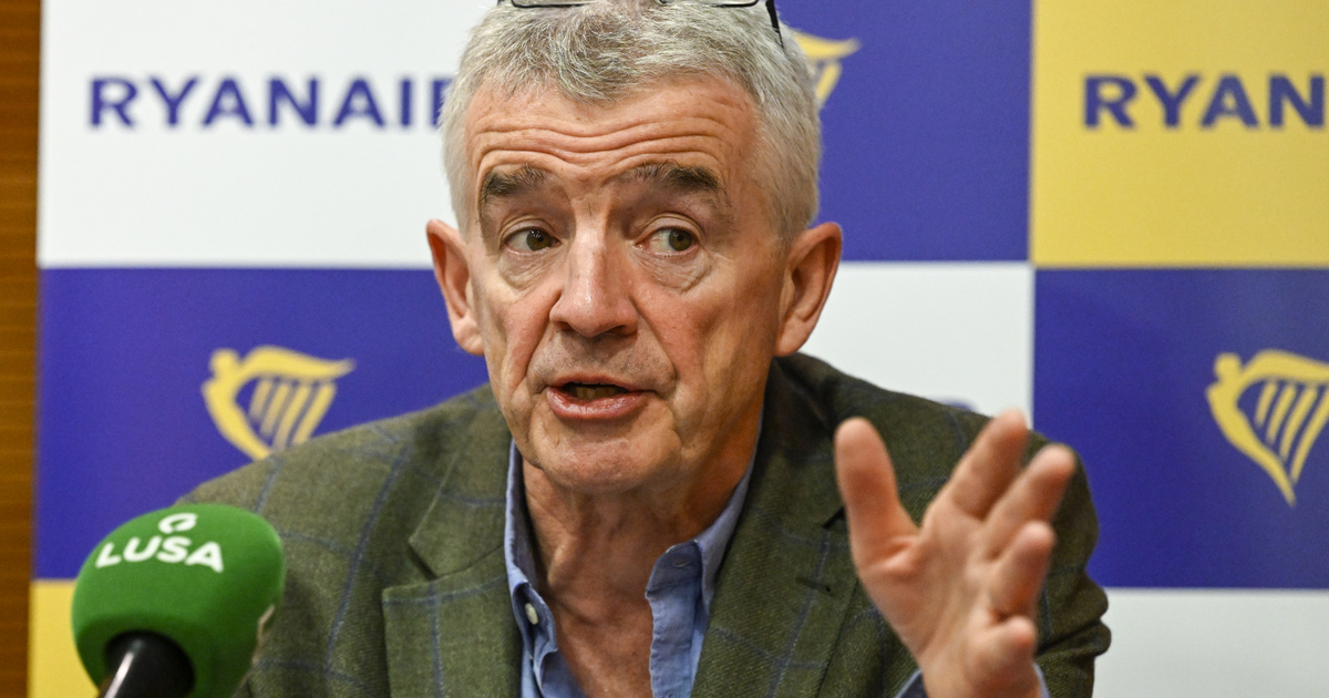 Ryanair-vezér: A magyar miniszterek olyanok, mint Dumb és Dumber