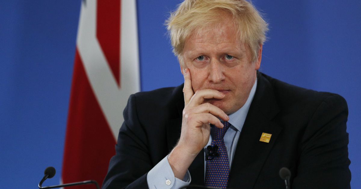 Egy nap alatt 21 képviselő mondott le Boris Johnson miatt