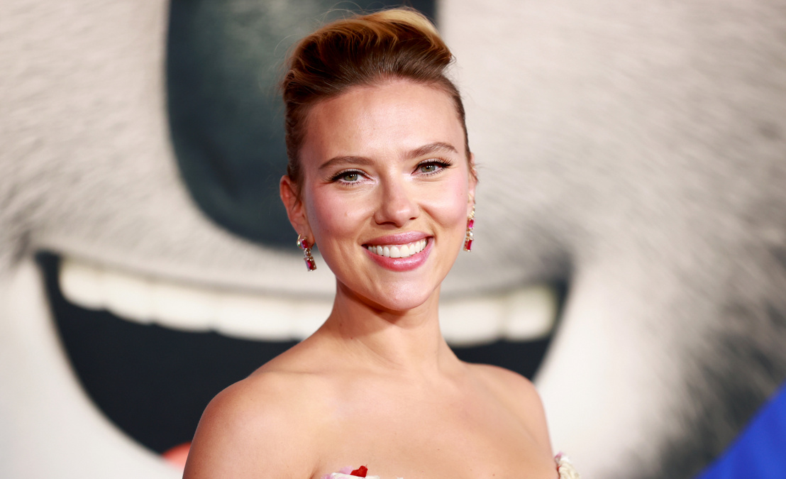 Scarlett Johansson kivételesen bikiniben mutatta meg magát