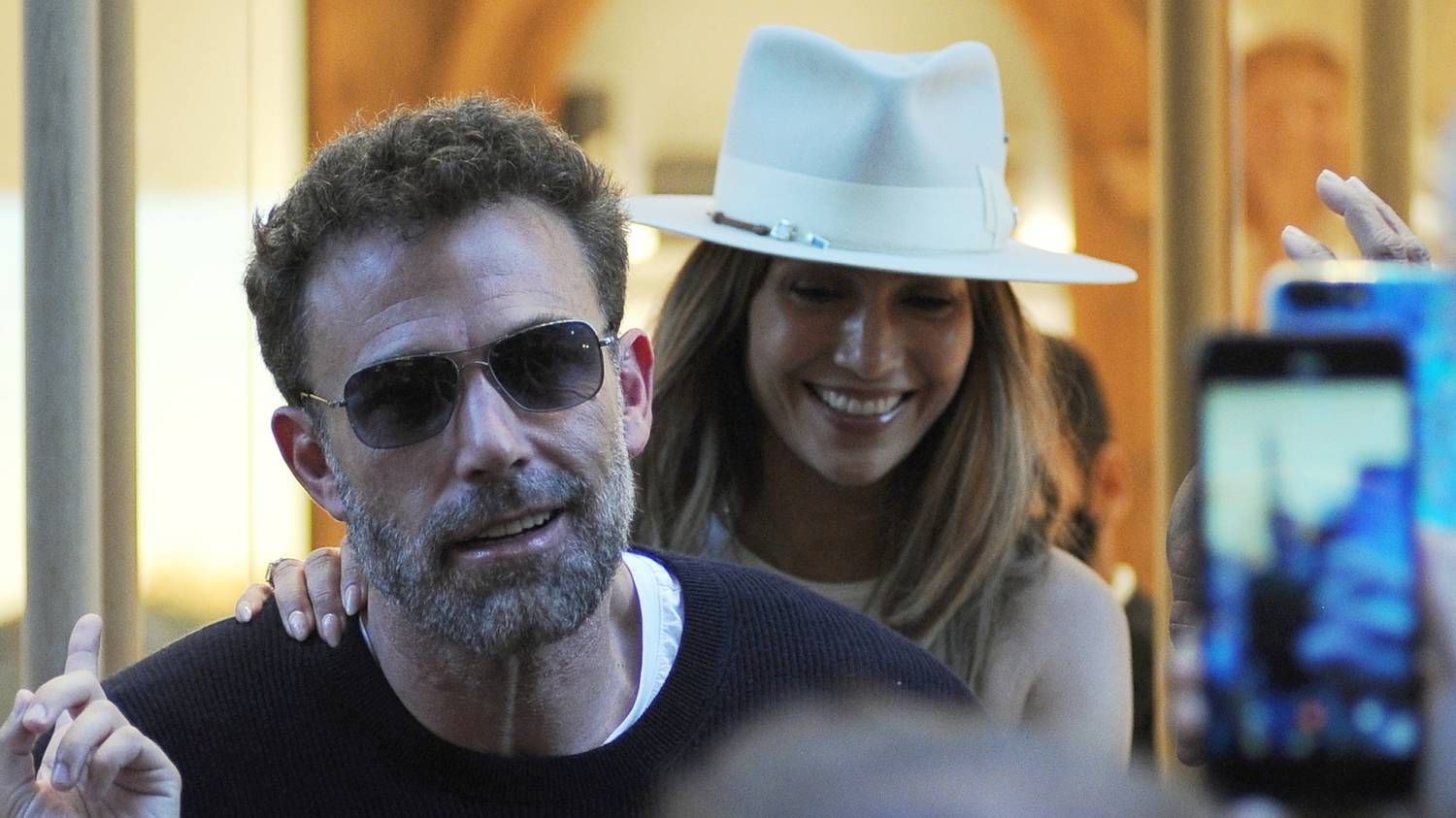 Jennifer Lopez és Ben Affleck Milánóban rázta a rongyot