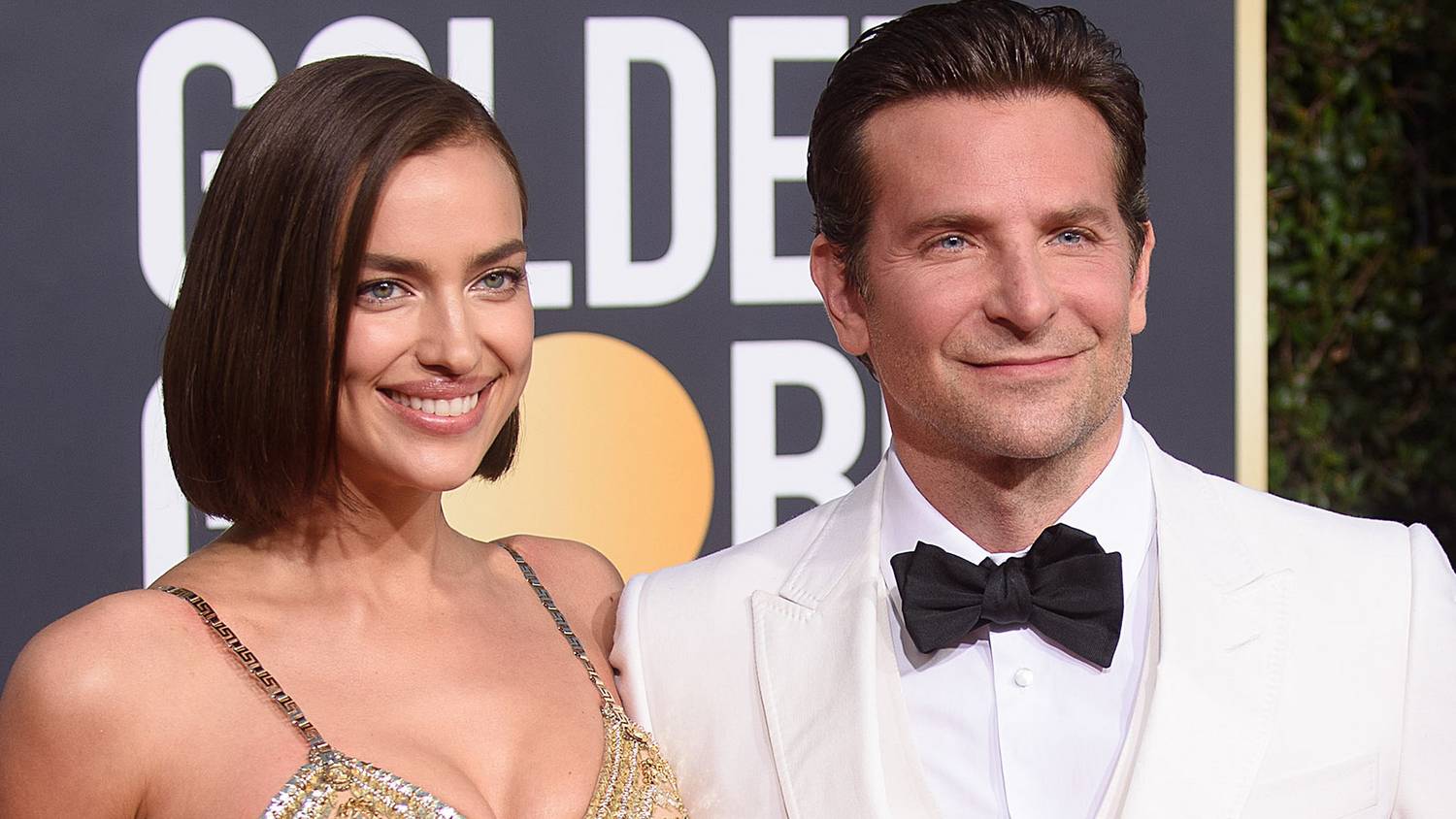 Irina Shayk és exe, Bradley Cooper együtt nyaral, csak úgy izzik köztük a levegő dögös fotójukon