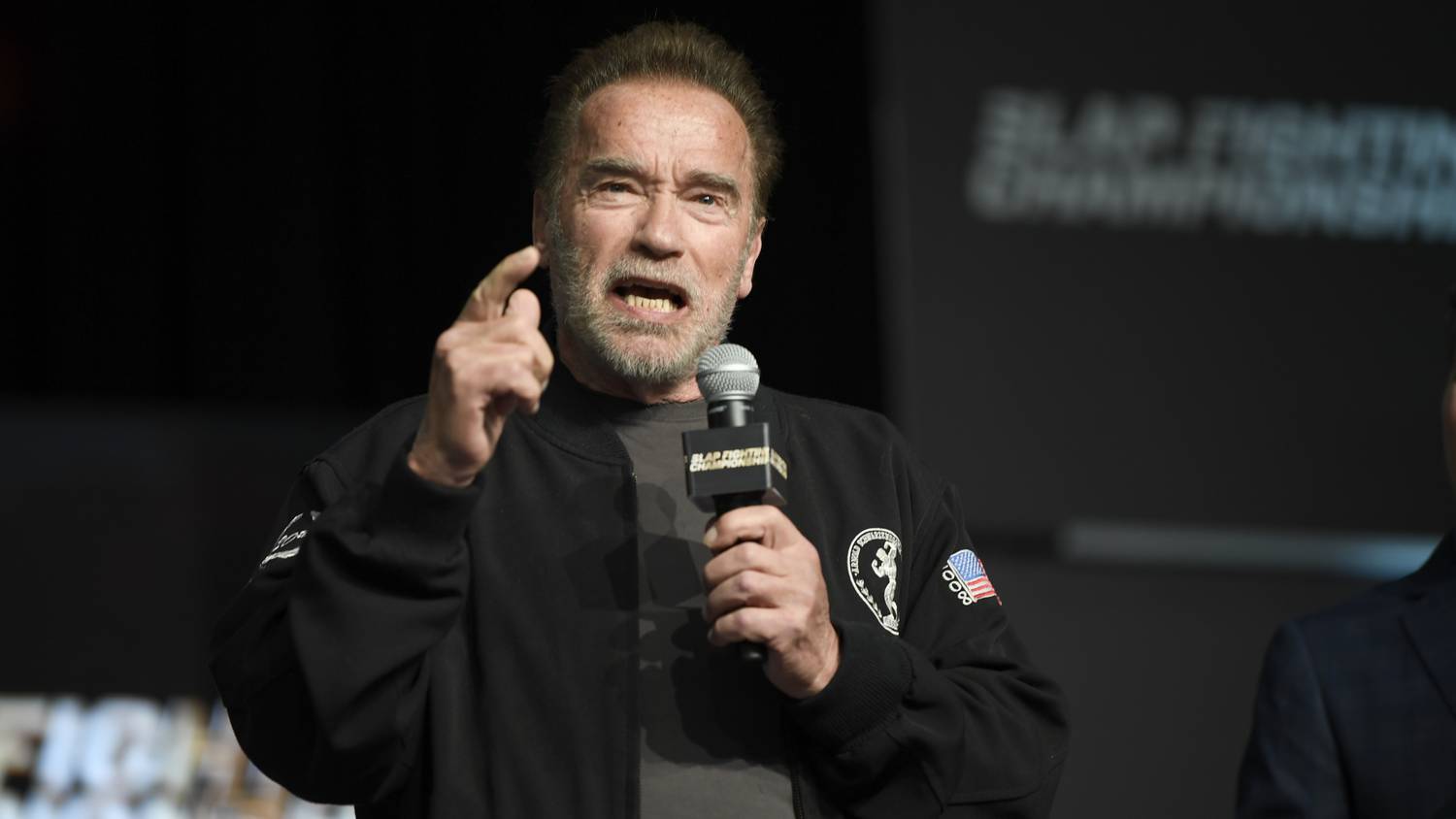 Arnold Schwarzenegger fájdalmas Instagram-bejegyzésben búcsúzott hősétől