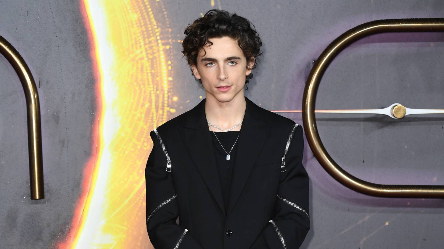 Váratlan helyen tűnt fel Timothée Chalamet, ennek a focicsapatnak szurkolt