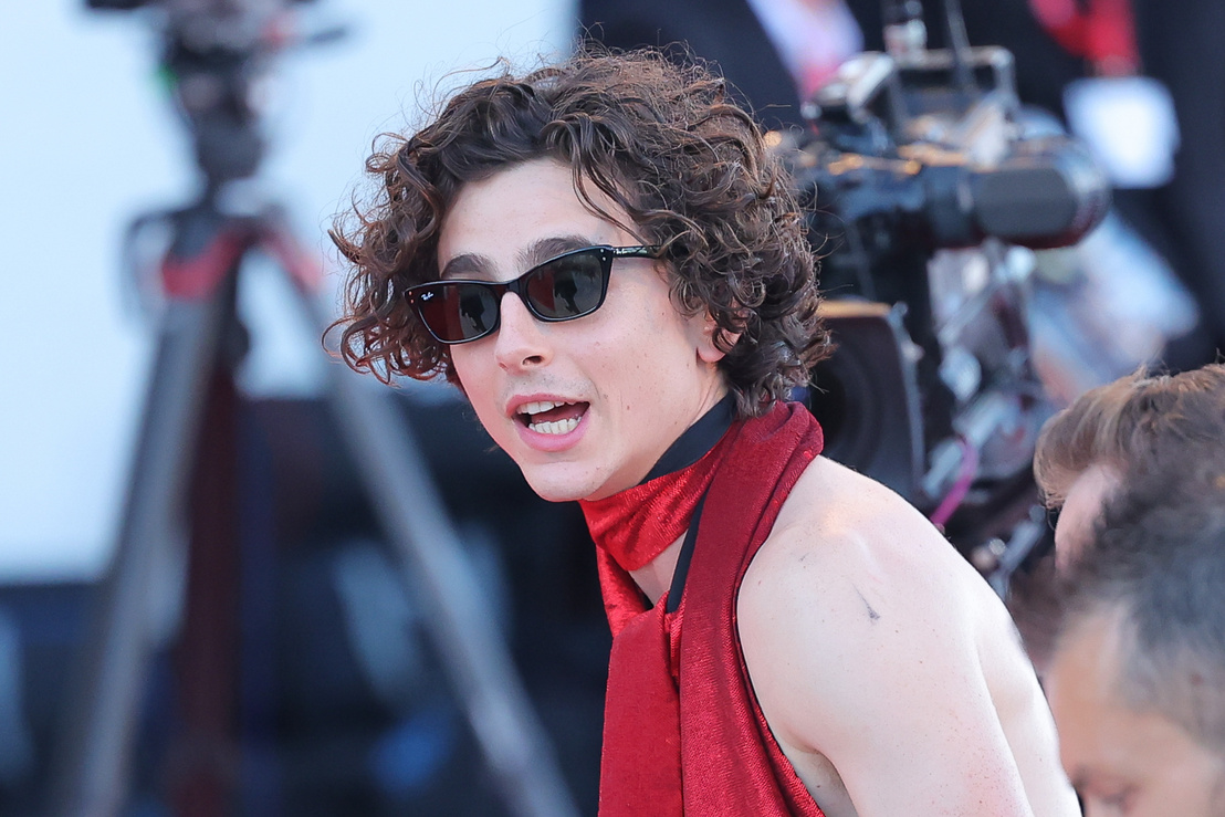 Timothée Chalamet félmeztelenül parádézott a Velencei Filmfesztiválon