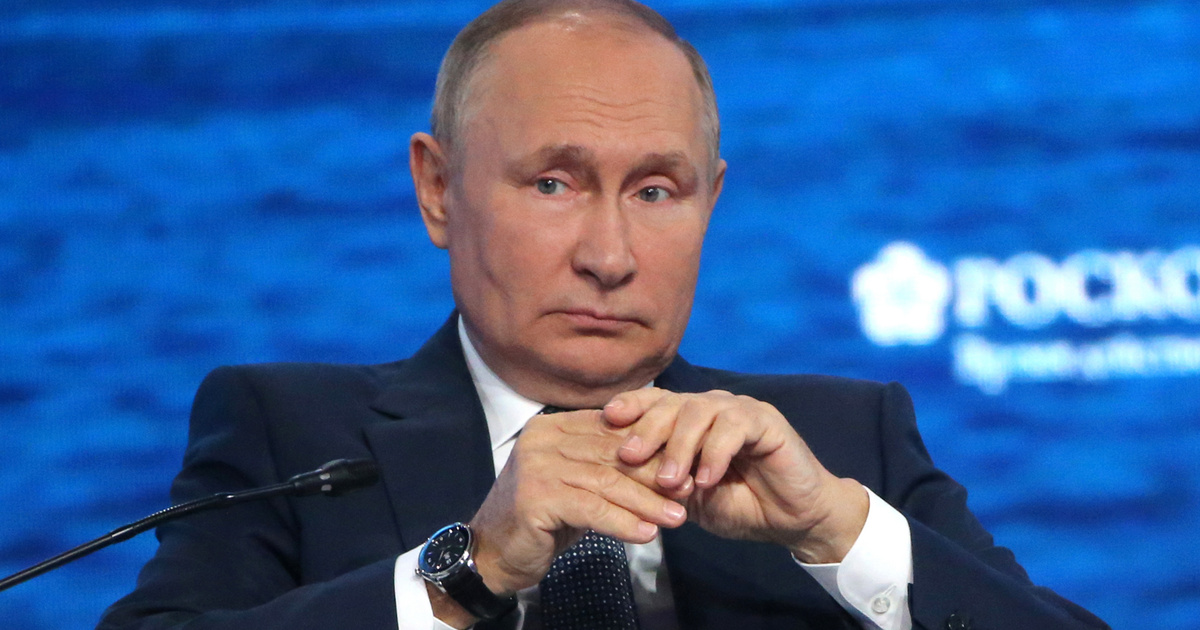 ÍNDICE – EXTERIOR – Tremenda tensión, funcionarios rusos piden la renuncia inmediata de Putin
