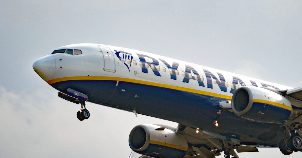 A Ryanair csökkenti magyarországi járatait