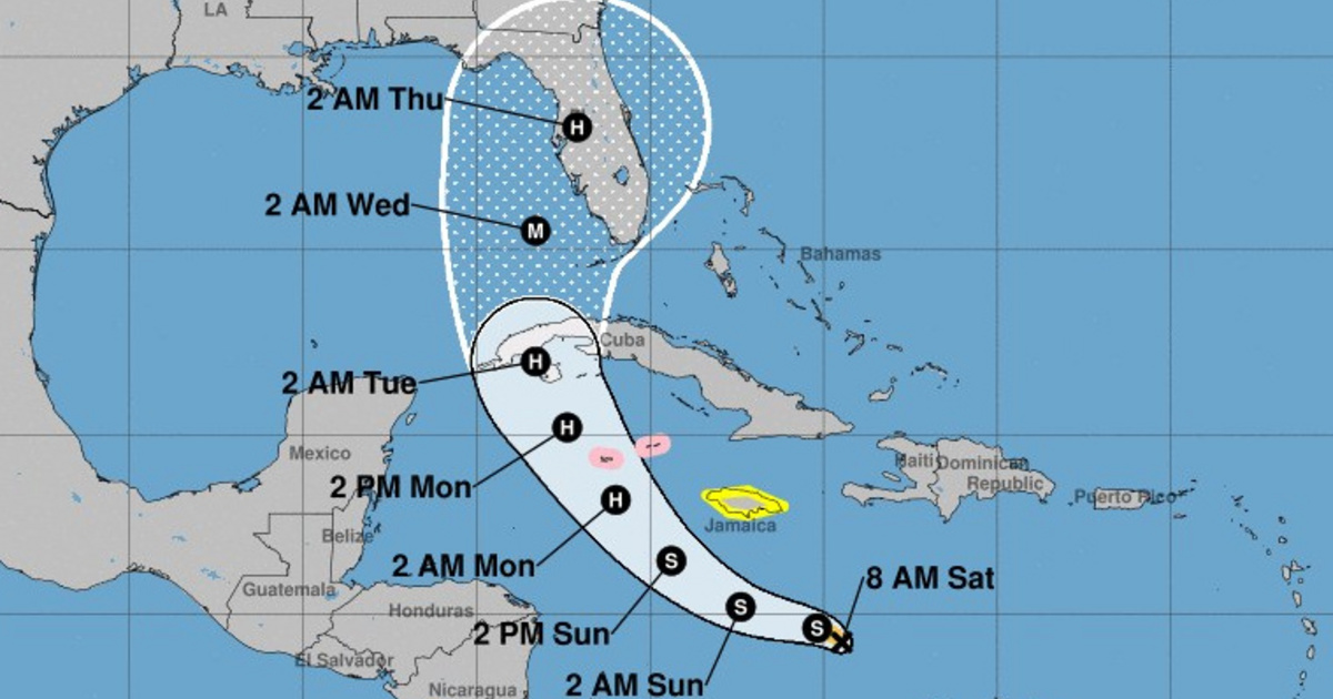 Floridára és Kubára is lecsaphat egy hurrikán
