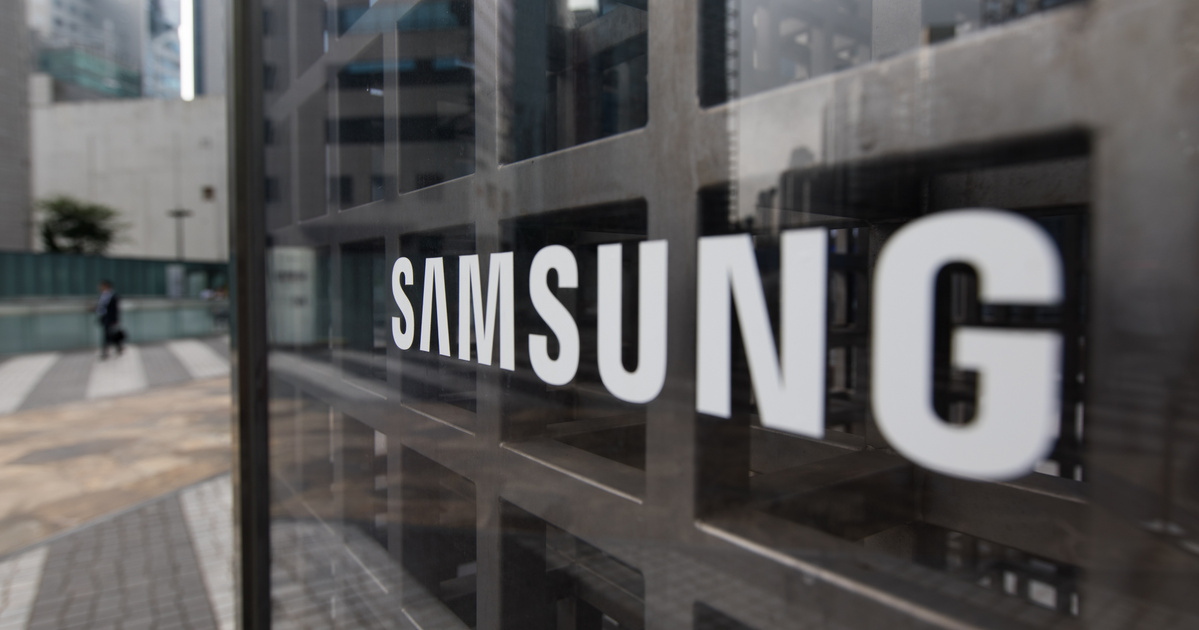 Ismét nagy a baj: tömegesen púposodnak a Samsung telefonok akkumulátorai