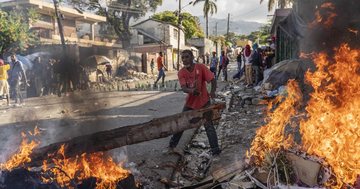 Haiti külföldi katonai segítséggel akar úrrá lenni az országban uralkodó felforduláson
